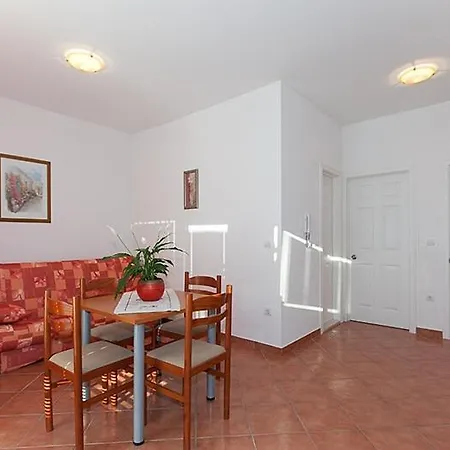 In With Terrace, Air Conditioning, Wifi, Washing Machine 202-3 * Tucepi